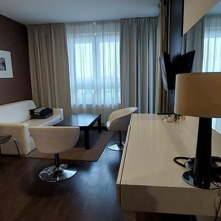 Apartament 2 Pokojowy Prywatny Z Aneksem Kuchennym W Hotelu Diva Kołobrzeg Exteriör bild