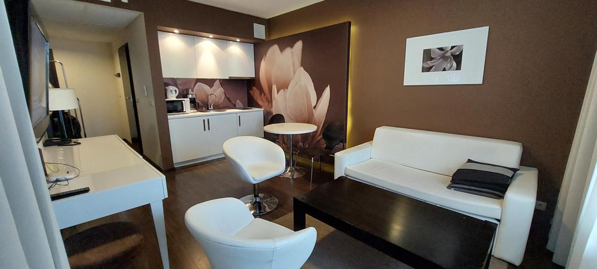 Apartament 2 Pokojowy Prywatny Z Aneksem Kuchennym W Hotelu Diva Kołobrzeg Exteriör bild